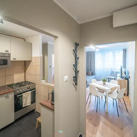 Garden Self Check In 24h Apartman *